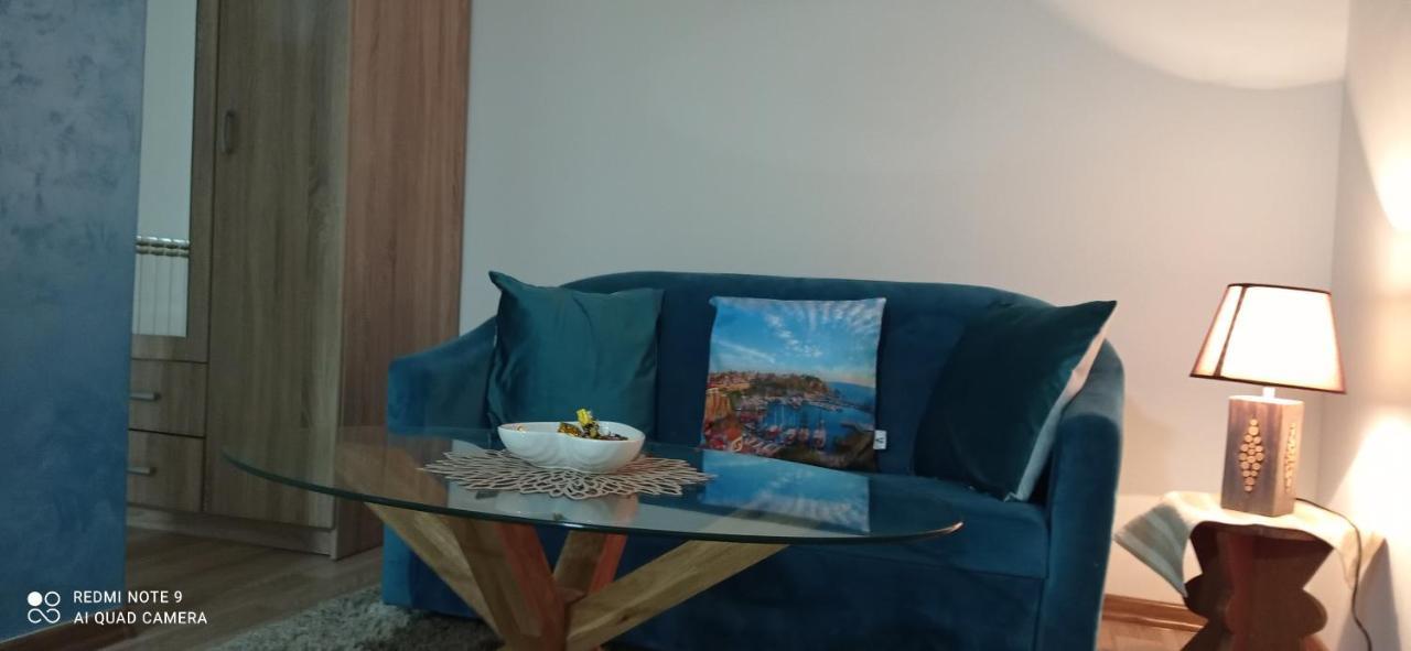Sleep And Drive No1 Apartment Sarajevo Bagian luar foto